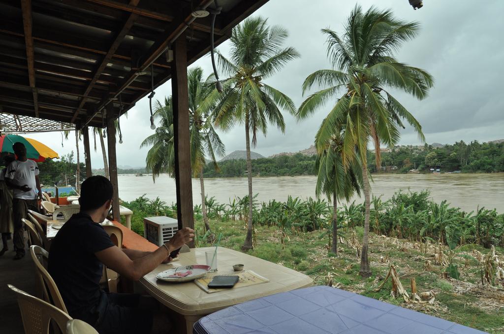 Archana Guest House River View Hampi Exterior photo