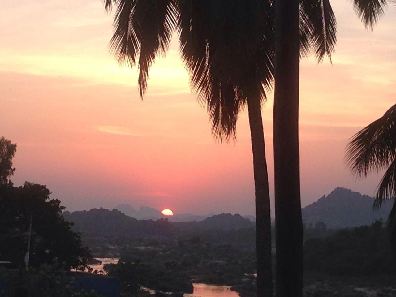 Archana Guest House River View Hampi Exterior photo